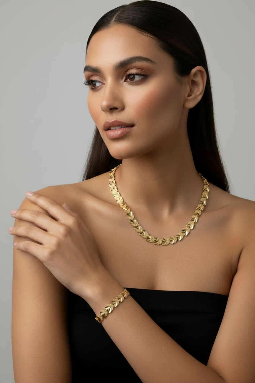 Set of gold jewelry